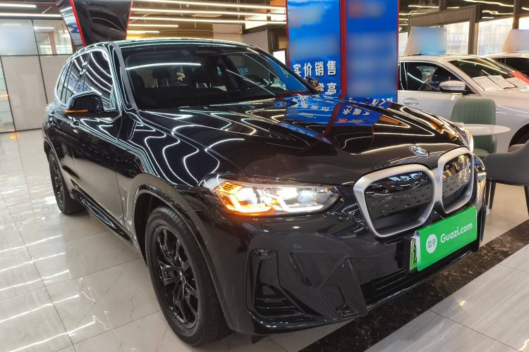 Used BMW iX3 2024 Leading Model
