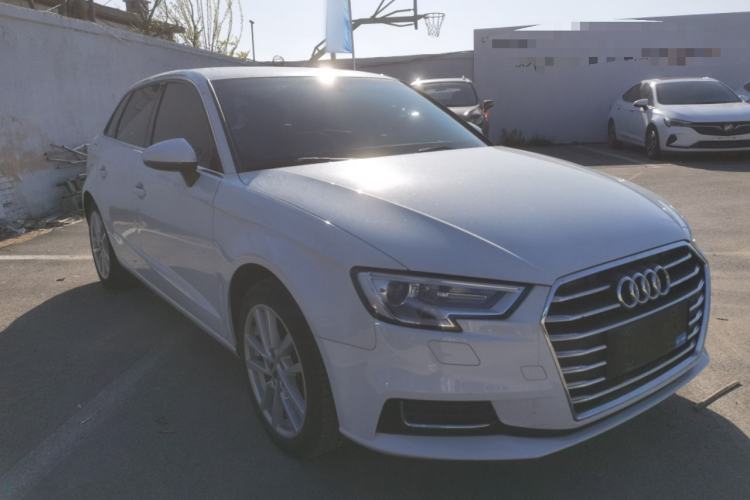 Used Audi A3 2020 Sportback 35 TFSI Ambition China VI Front Right 45 Deg