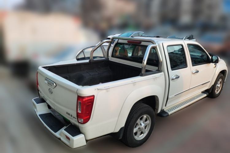 Used Great Wall Wingle 6 2017 2.4L Gasoline Two-Wheel Drive Elite Version 4G69
