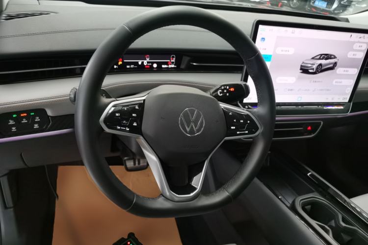 Used Volkswagen ID.7 VIZZION 2024 AIR model
