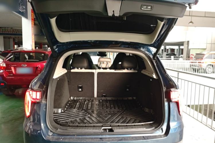 Used Lynk & Co 01 2017 2.0T Two-Wheel Drive Zhaopu Version
