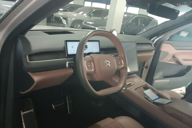 Used Nio ES8 2023 75 kWh Executive Edition
