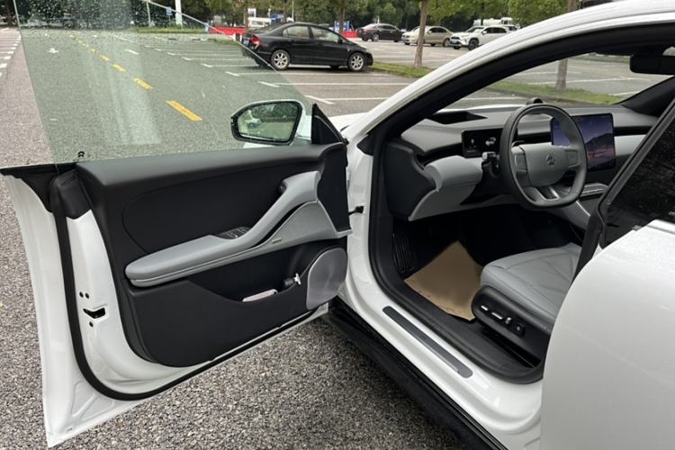 Used Nio ET5T 2025 75 kWh Touring