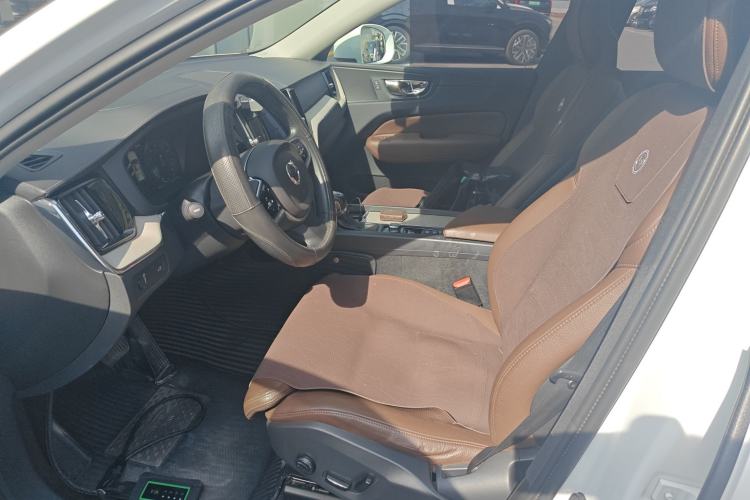 Used Volvo XC60 2018 T5 4x4 Zhiya Luxury Edition Left Front Seat