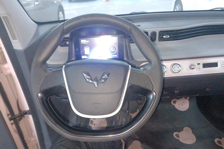 Used Wuling Hongguang MINIEV 2021 Macaron Sandwich Model 170 km Lithium Iron Phosphate