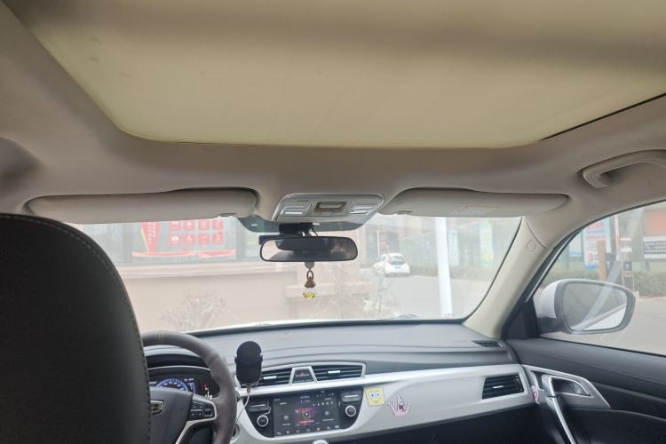 Used Geely Auto Emgrand X7 Sport 2016 1.8TD Automatic Smart Connectivity Version Headliner