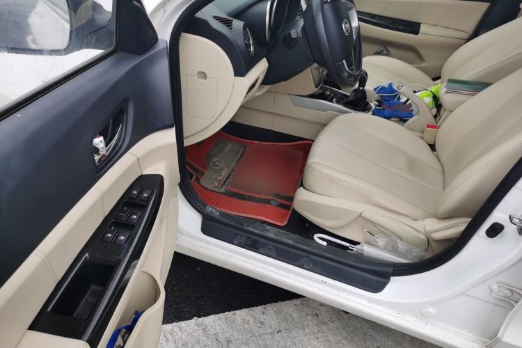 Used Changan Eado 2015 1.6L Manual Luxury Model China IV Standard