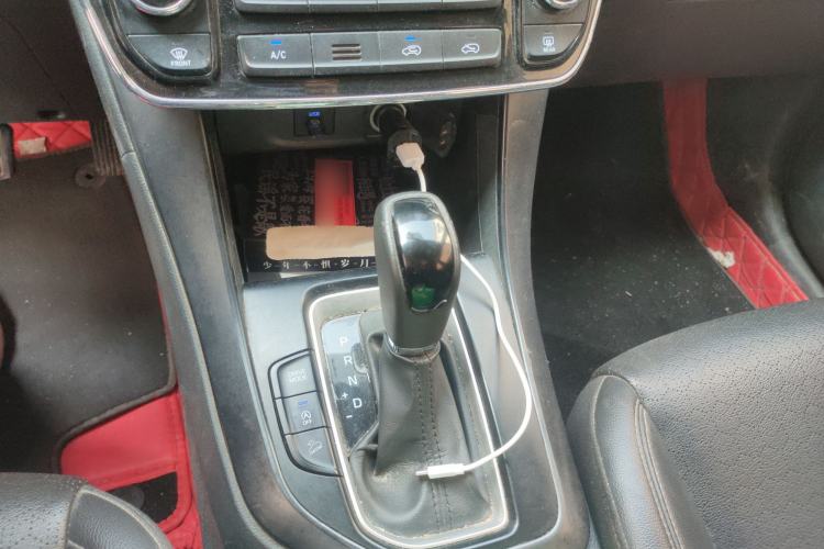 Used Hyundai ix35 2019 2.0L Automatic 2WD Zhiyong·Changxiang Edition China VI Standard Gear Lever