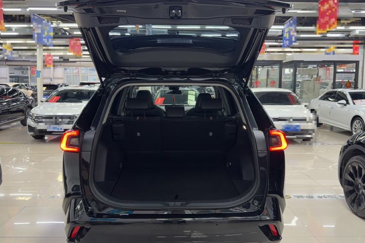 Used Toyota Wildlander 2024 2.0L CVT Two-Wheel Drive Luxury PLUS Edition