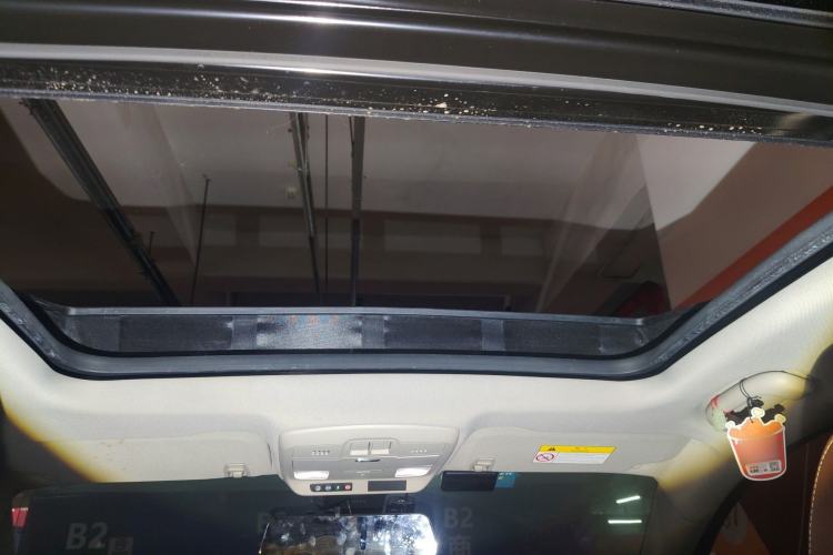 Used Buick Envision 2018 28T Four-Wheel Drive Luxury Model
