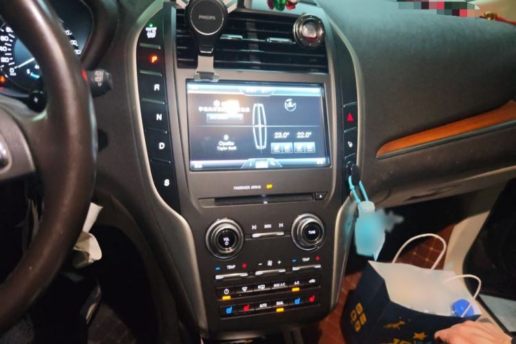 Used Lincoln MKC 2014 2.0T Two-Wheel-Drive Luxury Edition