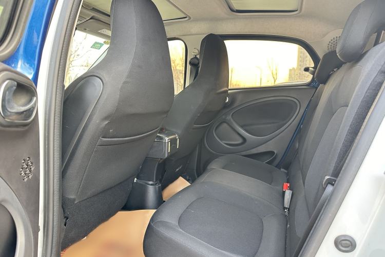 Used smart forfour 2016 1.0L 52 kW Passion Edition