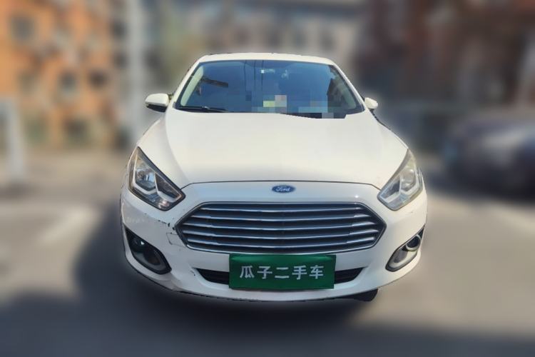 Used Ford Escort 2015 1.5L Automatic Comfort Edition
