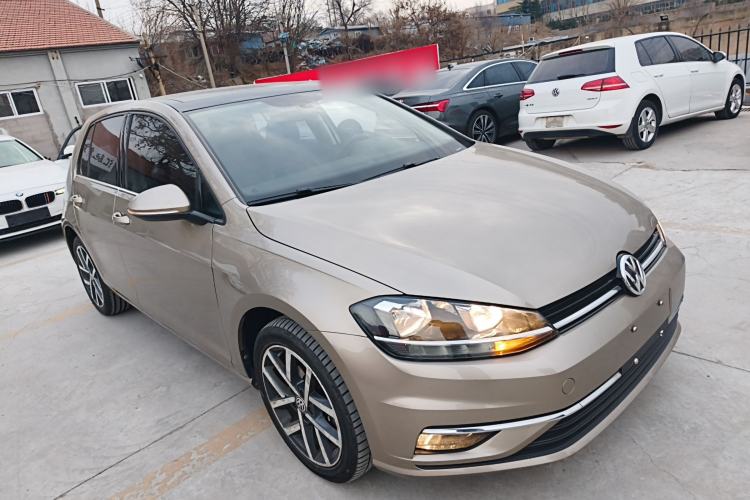 Used Volkswagen Golf 2018 230TSI Automatic Luxury Version