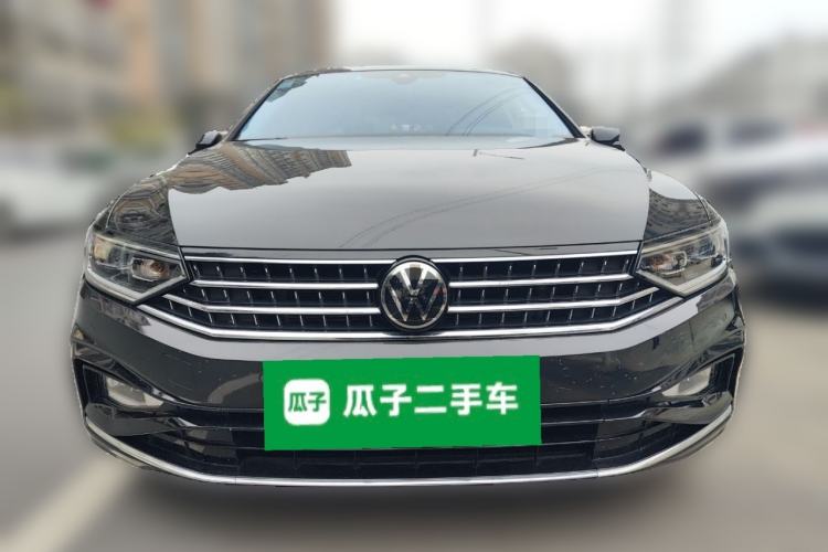 Used Volkswagen Magotan 2023 2 Million Units Limited Edition 330TSI DSG Leading Version