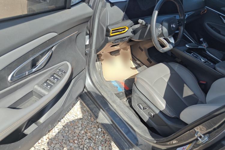 Used CHANGAN UNI-T 2022 1.5T Flagship Edition Driver Seat