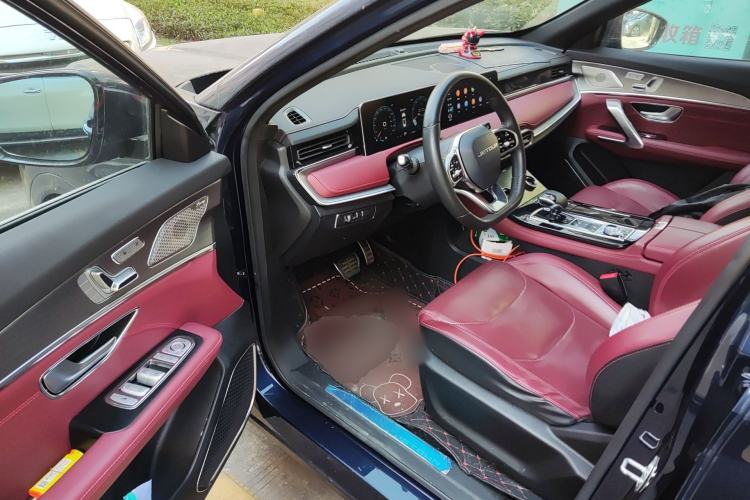 Used JETOUR X70 PLUS 2021 1.6T DCT Pro 7-seater
