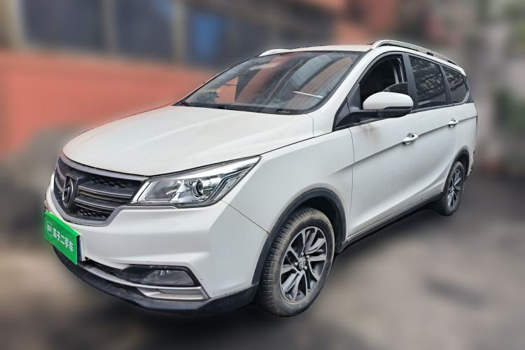 Used Baojun 730 2019 1.5L Manual Fashion Model 7-seater National V
