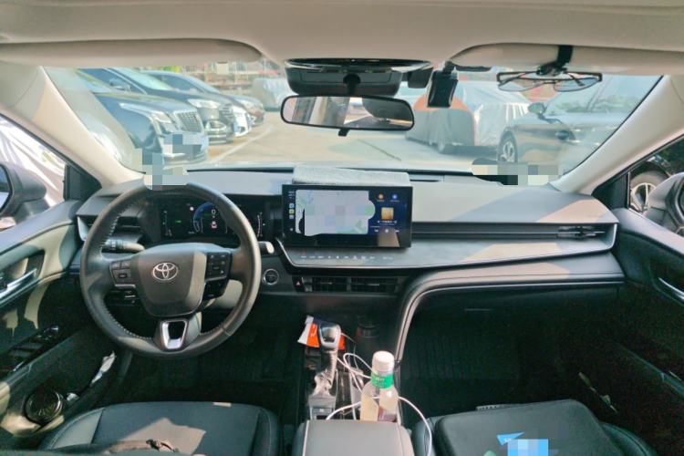 Used Toyota Camry 2024 Dual-Motor 2.0 HGVP Luxury Edition