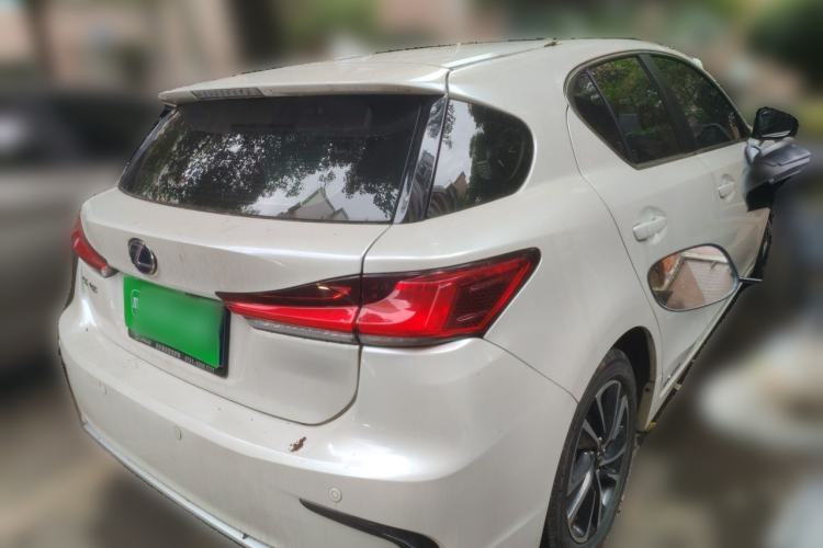 Used Lexus CT 2017 CT200h Elite Edition Monotone China VI