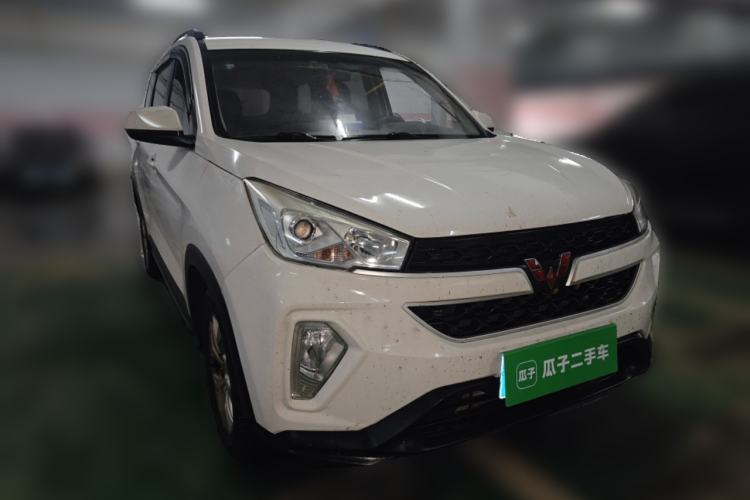 Used Wuling Hongguang S3 2019 Automatic Clutch Version 1.5L Manual Comfort Model China V Standard Front Right 45 Deg