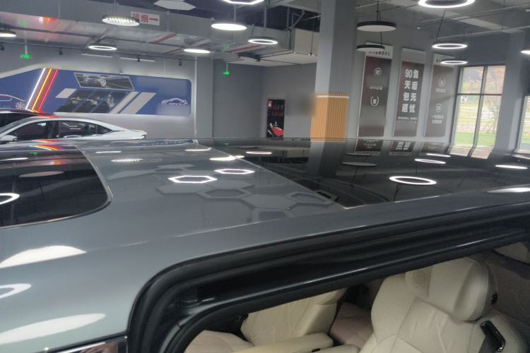 Used Zeekr 009 2024 Six-Seat Executive Version 4WD 108 kWh