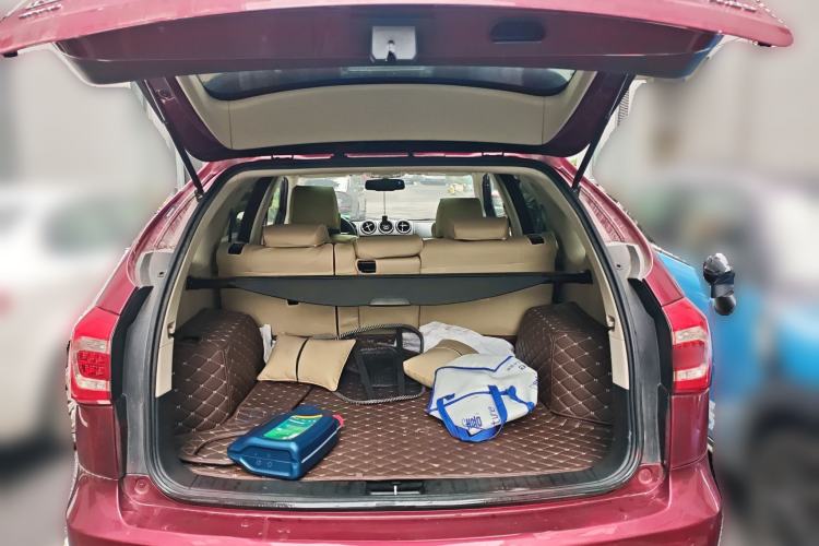 Used BYD Tang New Energy 2015 2.0T Four-Wheel-Drive Flagship Model
