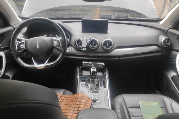 Used Wey VV7 2017 2.0T Ultra-Luxury Version
