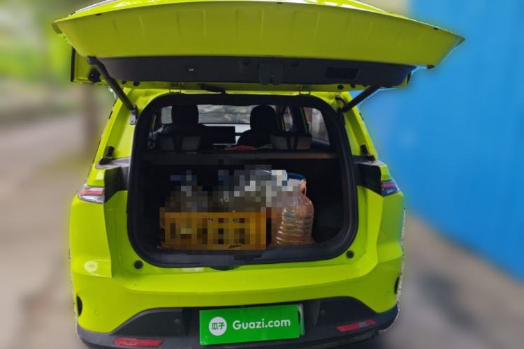 Used Hycan Z03 2022 510 km Range Trendy Cool Version 160 kW 61.13 kWh Trunk