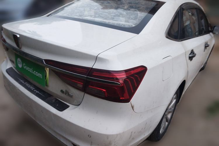 Used Roewe i6 New Energy 2017 45T Hybrid Connect & Smart Enjoyment Edition
