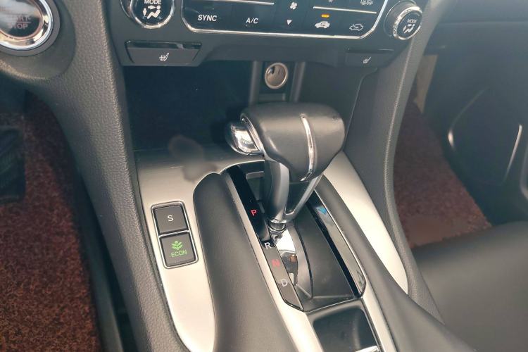 Used Honda Avancier 2017 240TURBO Two-Wheel Drive Luxury Edition
