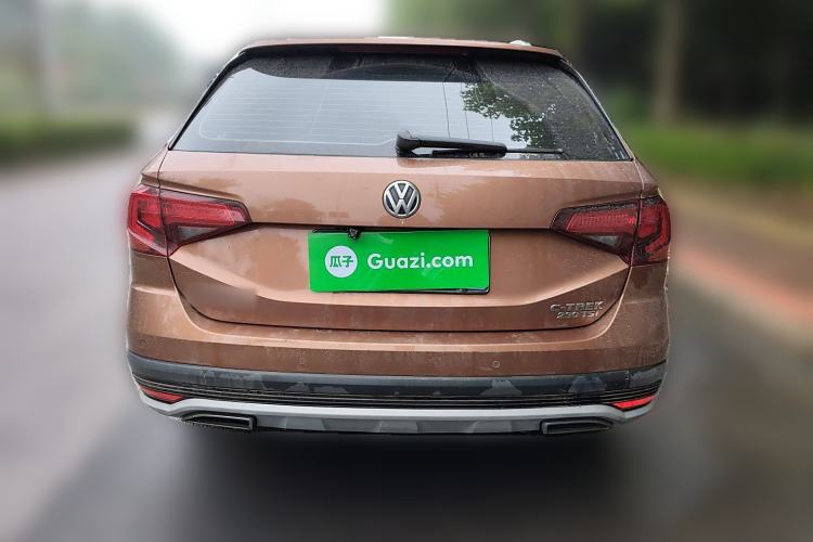 Used Volkswagen C-TREK 2017 230TSI DSG Comfort Version