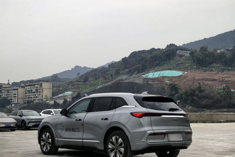 Used Buick E5 2025 Model 620KM Prestige Edition