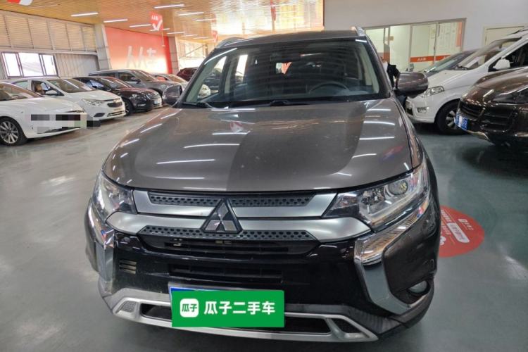 Used Mitsubishi Outlander 2020 2.0L Two-Wheel Drive Enjoyment Version 5 Seats