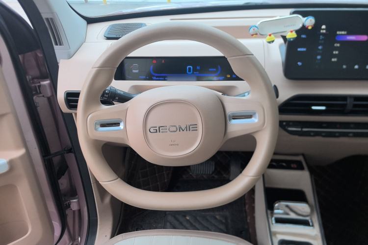 Used Geely Galaxy Panda 2023 Panda Mini 200km Endurance Bear