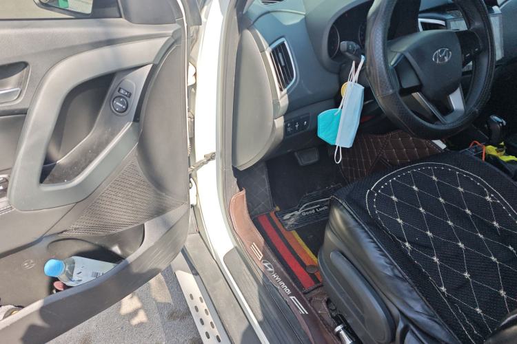 Used Hyundai ix25 2015 1.6L Automatic Two-Wheel Drive Smart GLS Trim Driver Seat