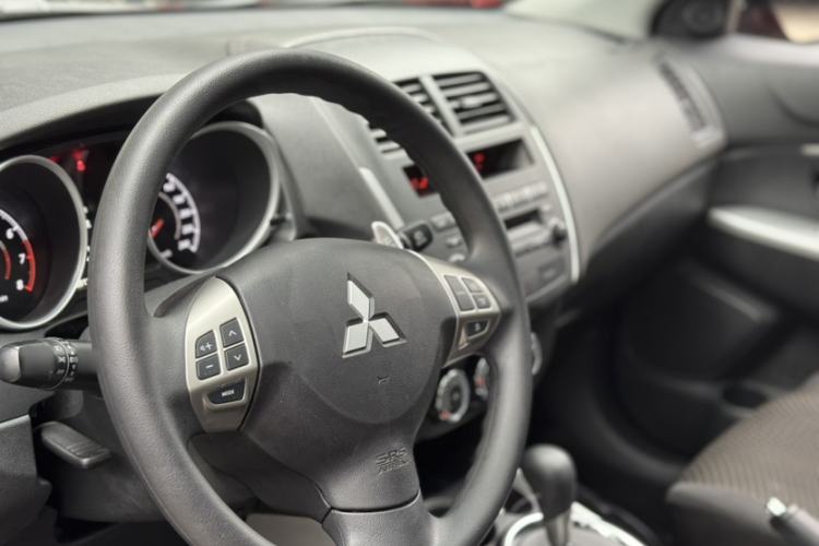 Used Mitsubishi ASX 2013 2.0L CVT Four-Wheel Drive Premium Edition
