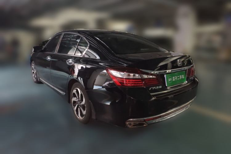 Used Honda Accord 2016 2.4L Luxury Edition Rear Left 45 Deg