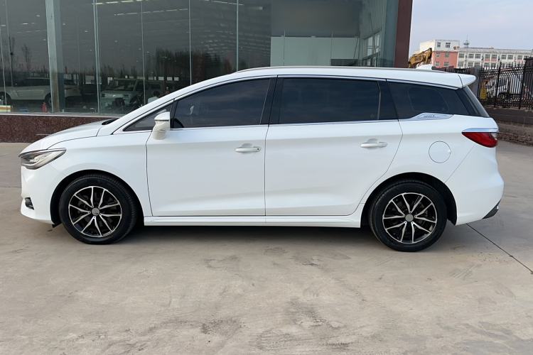 Used BYD Song MAX 2017 1.5T Automatic Smart Connect Elite 7-Seater
