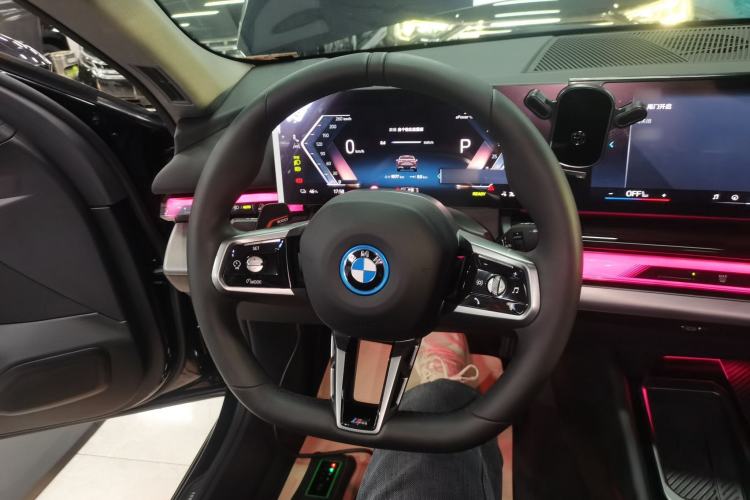 Used BMW i5 2025 eDrive 40L M Sport Package
