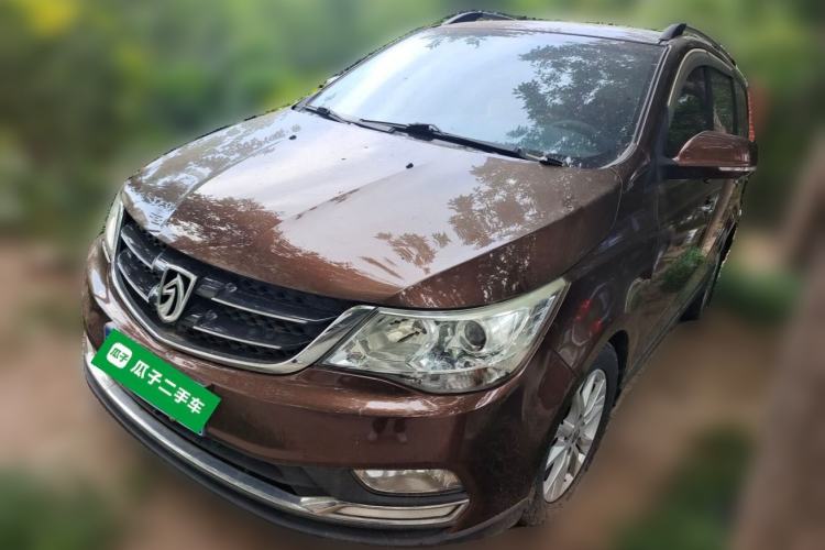 Used Baojun 730 2016 1.8L iAMT Comfort Version 7 Seats Front Left 45 Deg