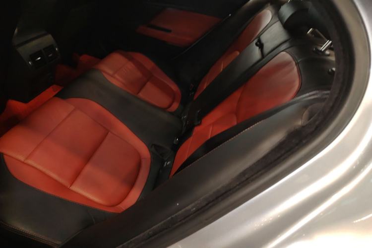 Used Jaguar XE 2017 2.0T 200 PS R-Sport