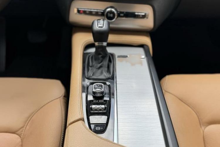 Used Volvo XC90 2015 T6 Zhiyi Edition 7-Seater
