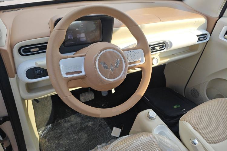 Used Wuling Hongguang MINIEV 2024 3rd Generation 215km Youth Edition