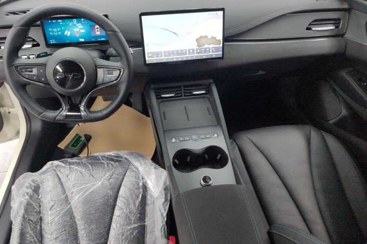 Used BYD Seal 06 DM-i Touring 2025 DM-i 80KM Prestigious Edition Center Console