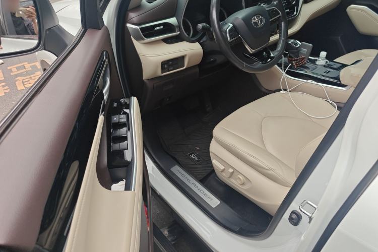 Used Toyota Highlander 2022 Dual-Engine 2.5L Four-Wheel Drive Prestige Version 7 Seats Driver Seat