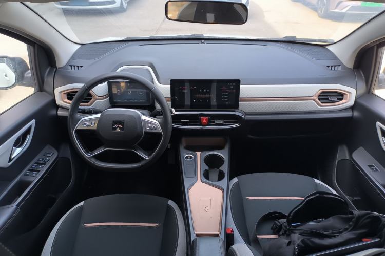 Used JAC Yiwei E10X 2024 Charming Edition 301km Lite
