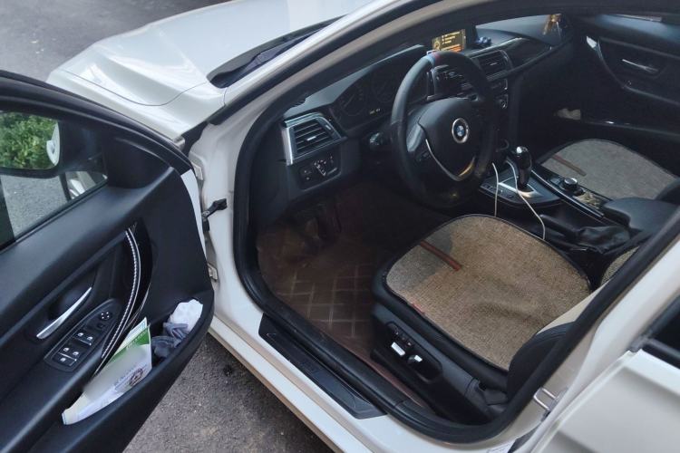 Used BMW 3 Series 2017 318i Fashion Model
