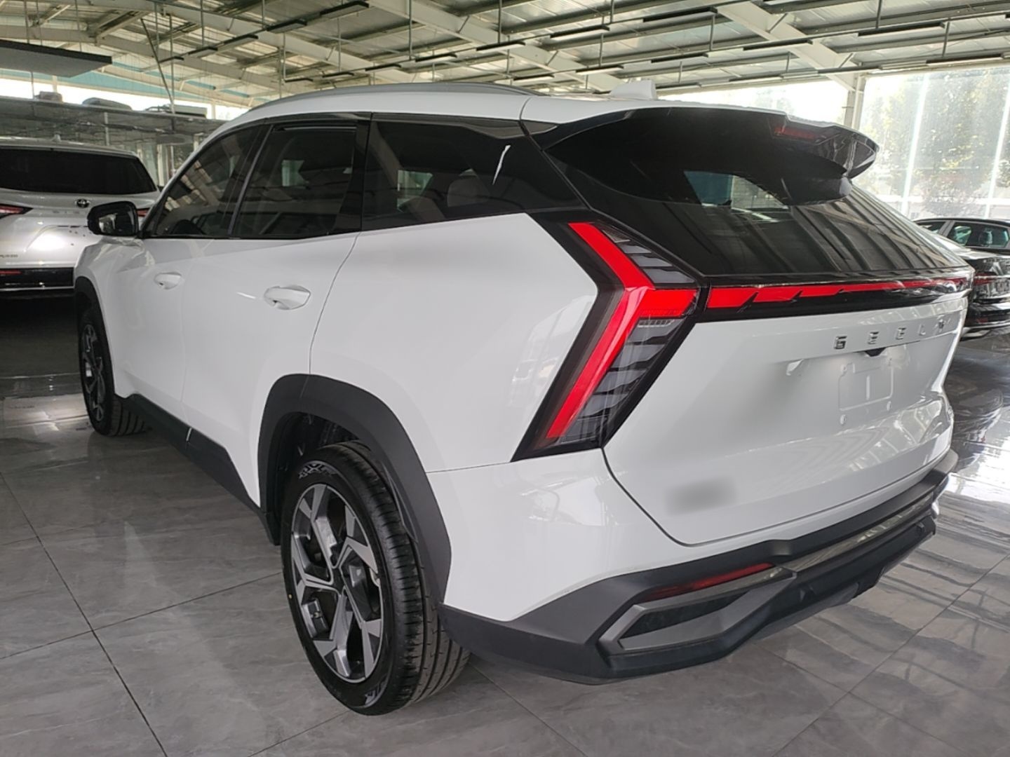 Geely Auto FX11 2024 1.5TD DCT Flagship Edition — снимка 4