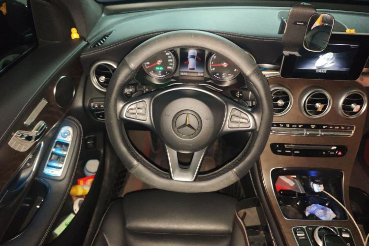 Used Mercedes-Benz GLC 2019 GLC 300 L 4MATIC Dynamic Model